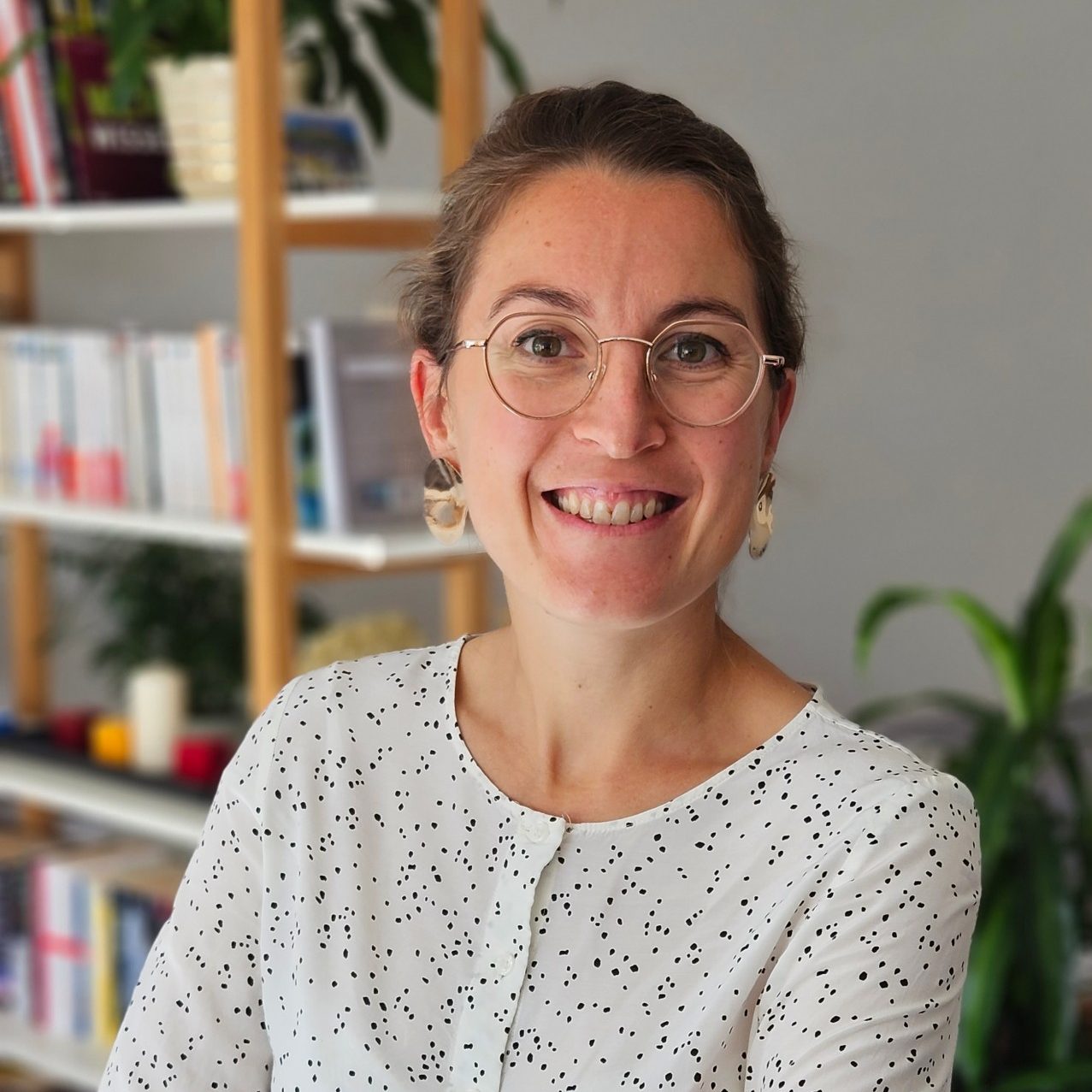 Camille, experte expat finances en fiscalité et finances